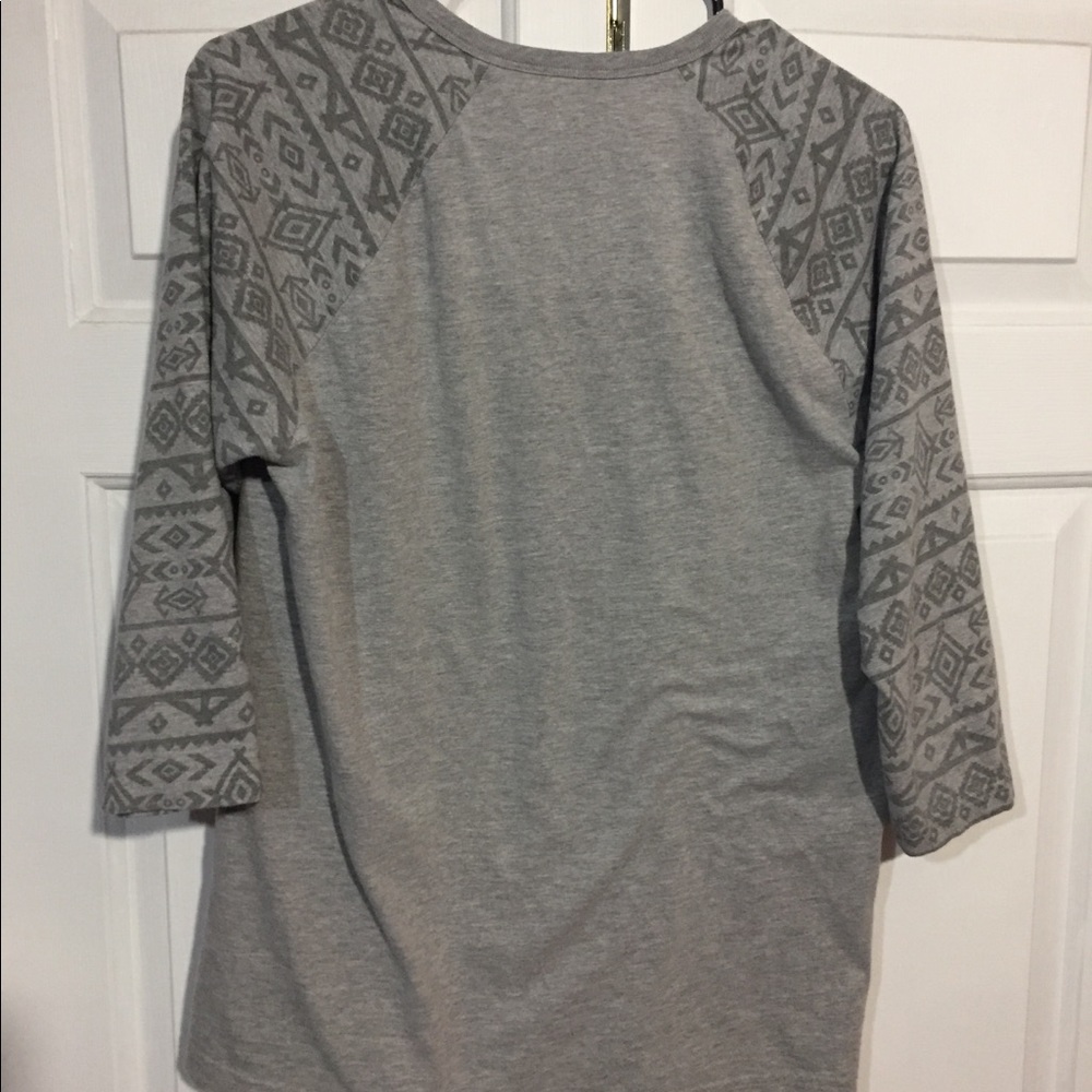 Rustic Souls Aztec Patterned Gray Baseball Tee - Picture 5 of 7
